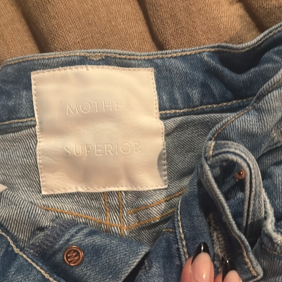 MOTHER Tomcat Kick Fray Shorts 25 - Picture 4 of 7